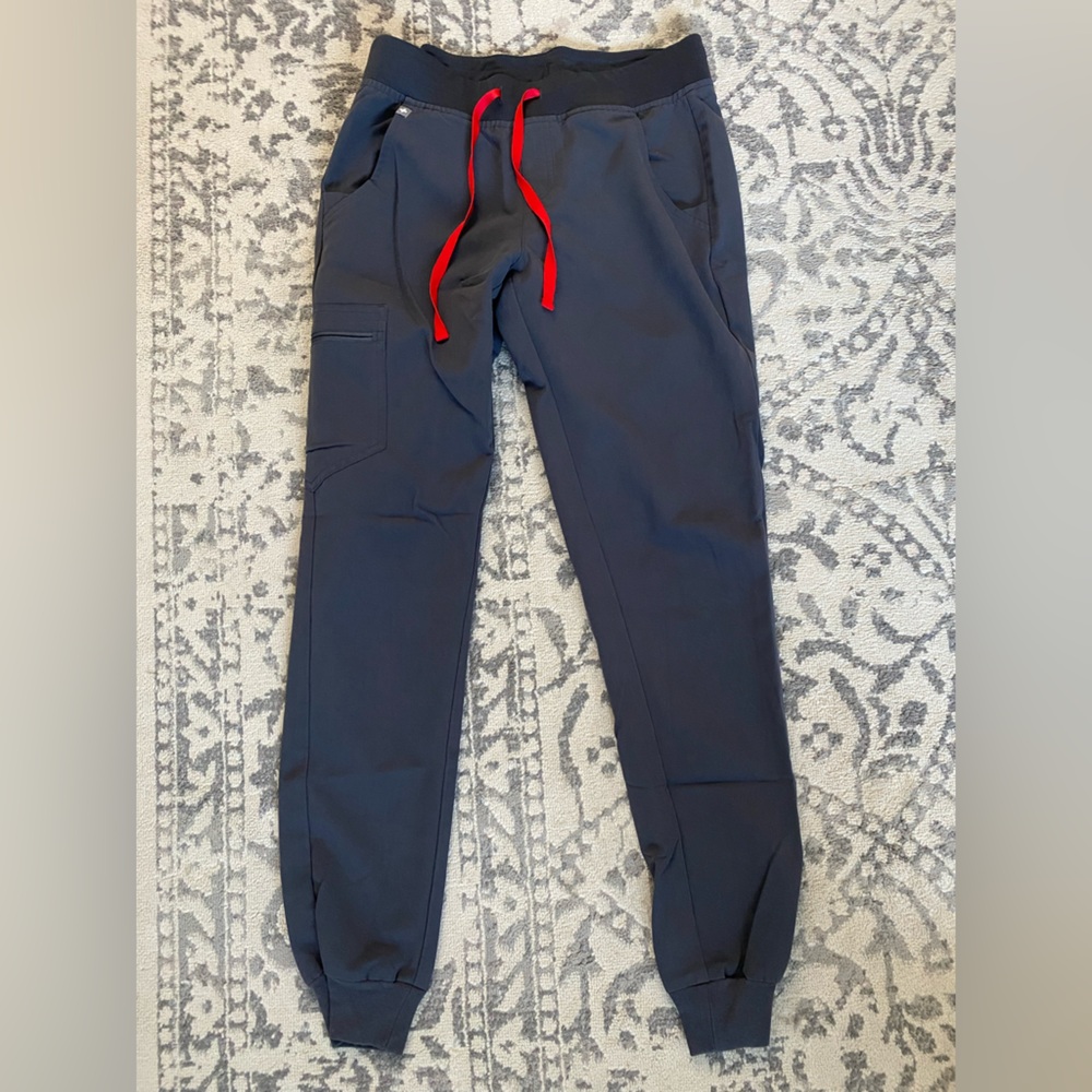 Womens figs scrub pants